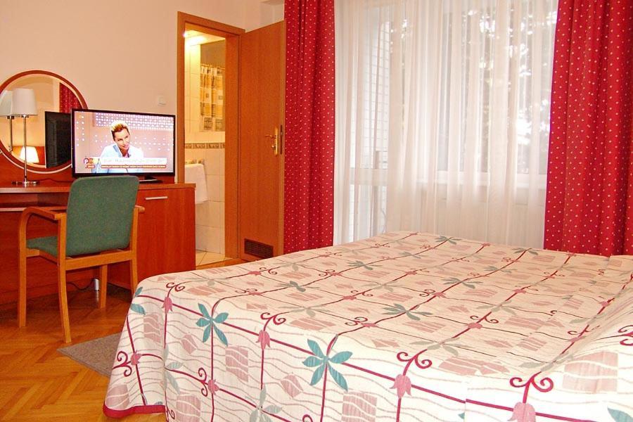 Hotel Europa Jastrzębia Góra エクステリア 写真